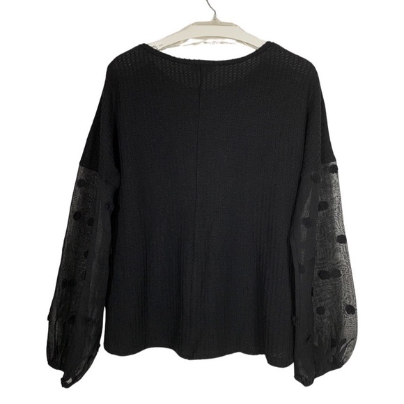 NWT Andree by Unit Blouse with sheer dot sleeves - Size Large - Picture 2 of 7